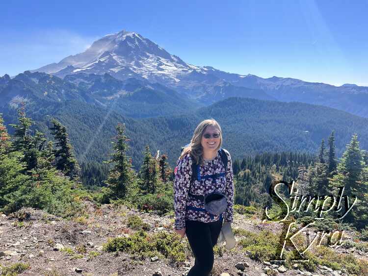 Photo of me in front of Mount Rainier/Tahoma.