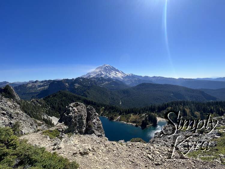Another view from the top showing lake Eunice and Mount Rainier/Tahoma.