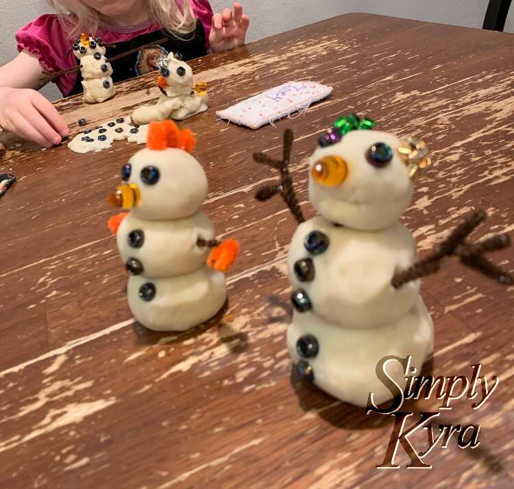 Simple and Adorable Snow People Sensory Kit