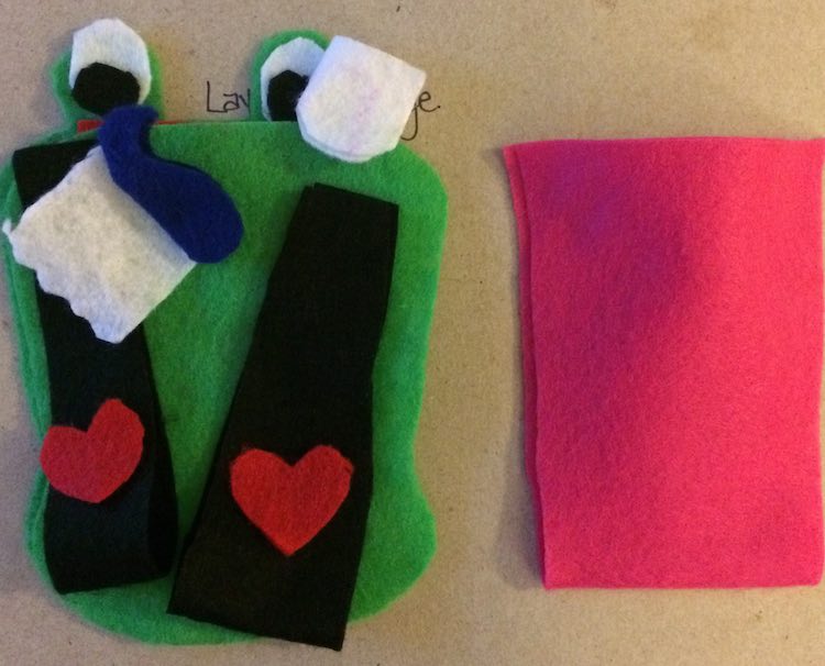 I then cut out blue toothpaste, a white toothpaste tube topper, the body of the toothbrush and toothpaste in black, two hearts to decorate them, and a pink cup. Most of these items are folded over to become 3D or for extra rigidity.