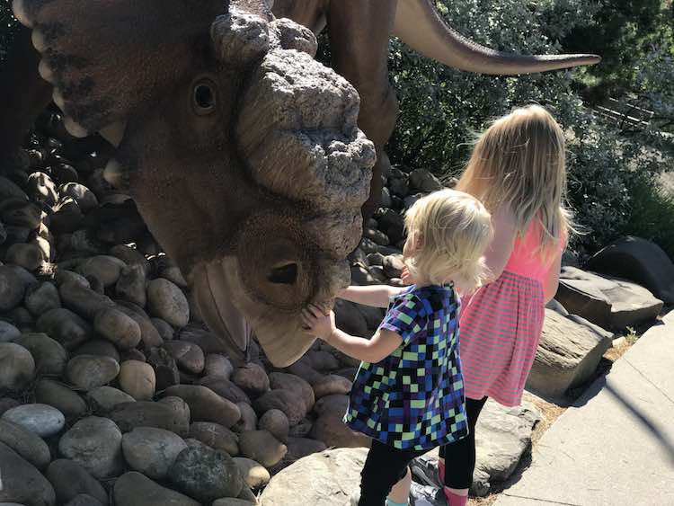 On the way into the museum there are statues for the kids to greet.